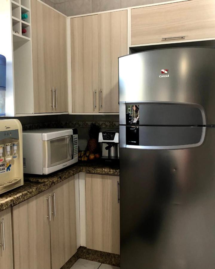 Quarto Privado Em Residencia No Coracao De Foz - Casa E Banheiro Compartilhado Φοζ ντο Ιγκουασού Εξωτερικό φωτογραφία